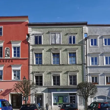Greenhouse Am Stadtplatz Apartment